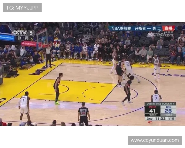 巴特勒精彩持球突破晃开防守轻松上篮得分瞬间引爆全场