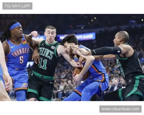 霍姆格伦隔扣状元带领雷霆豪取开赛四连胜 展现强势实力