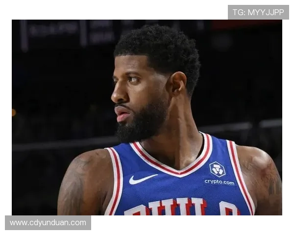 乔治出战18分钟表现平平11投仅中3球贡献11分5篮板1抢断