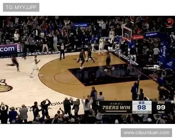 76人新秀埃奇库姆补篮绝杀勇士马克西钉板拒绝反击成功